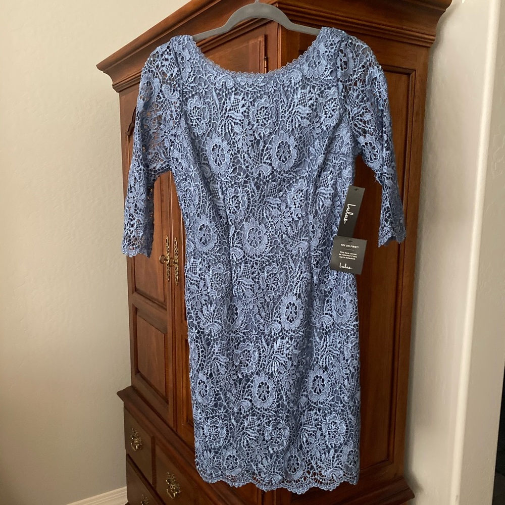 NWT Lulus Lace Dress